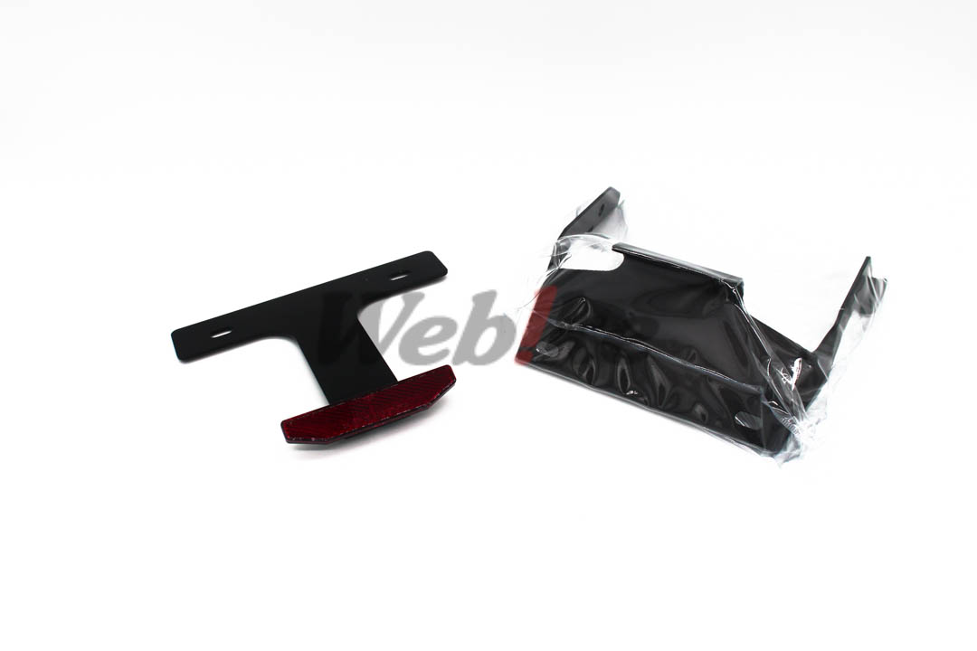 牌照架套件_特写