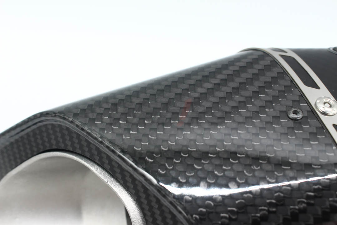 Slip-on R-11Sq R Cyclone EXPORT SPEC _材質