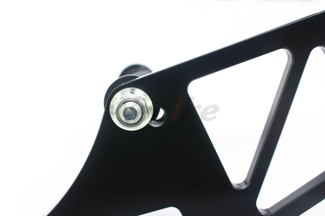 腳踏後移套件_特點