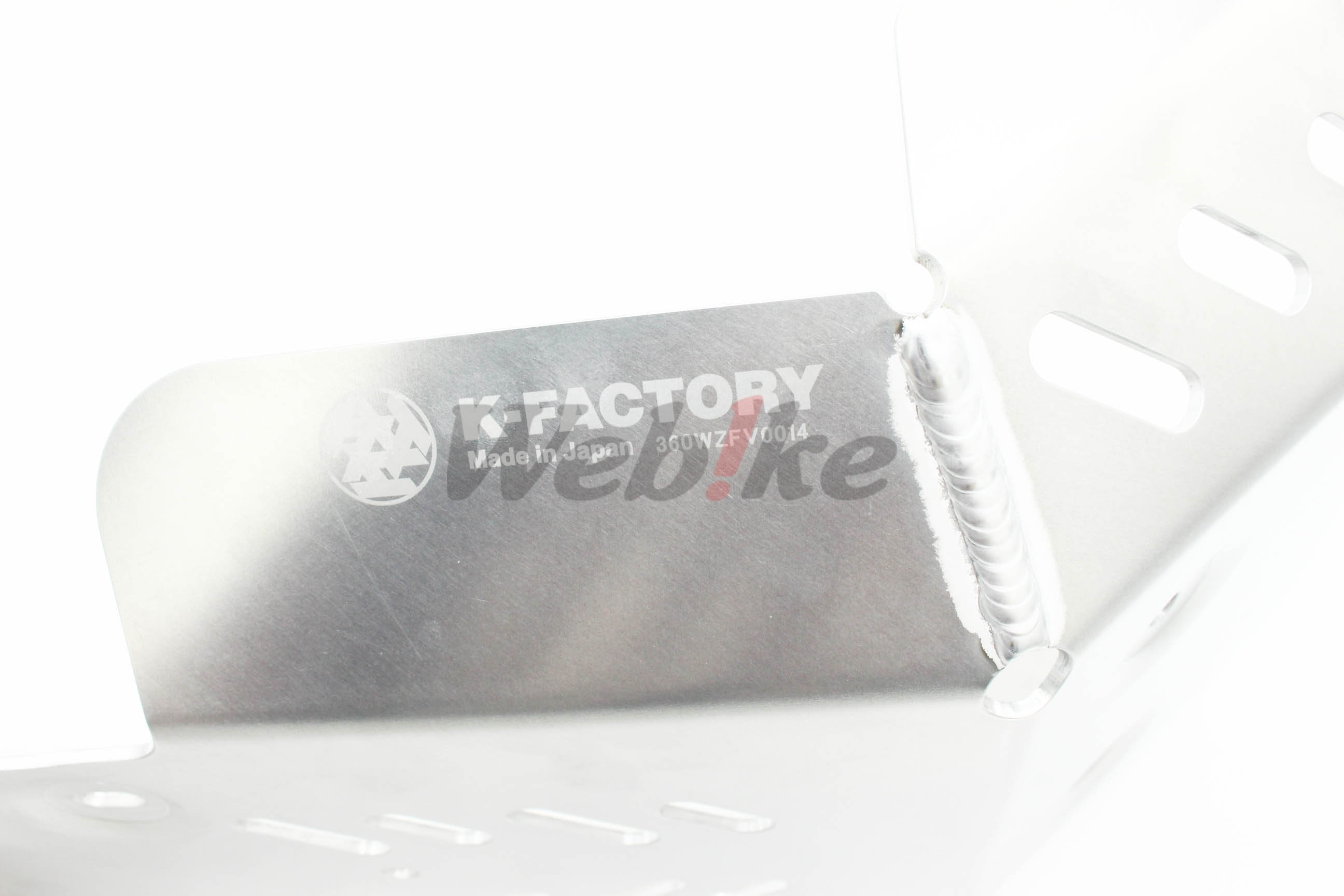 Skid Plate_特寫 Skid Plate_特寫