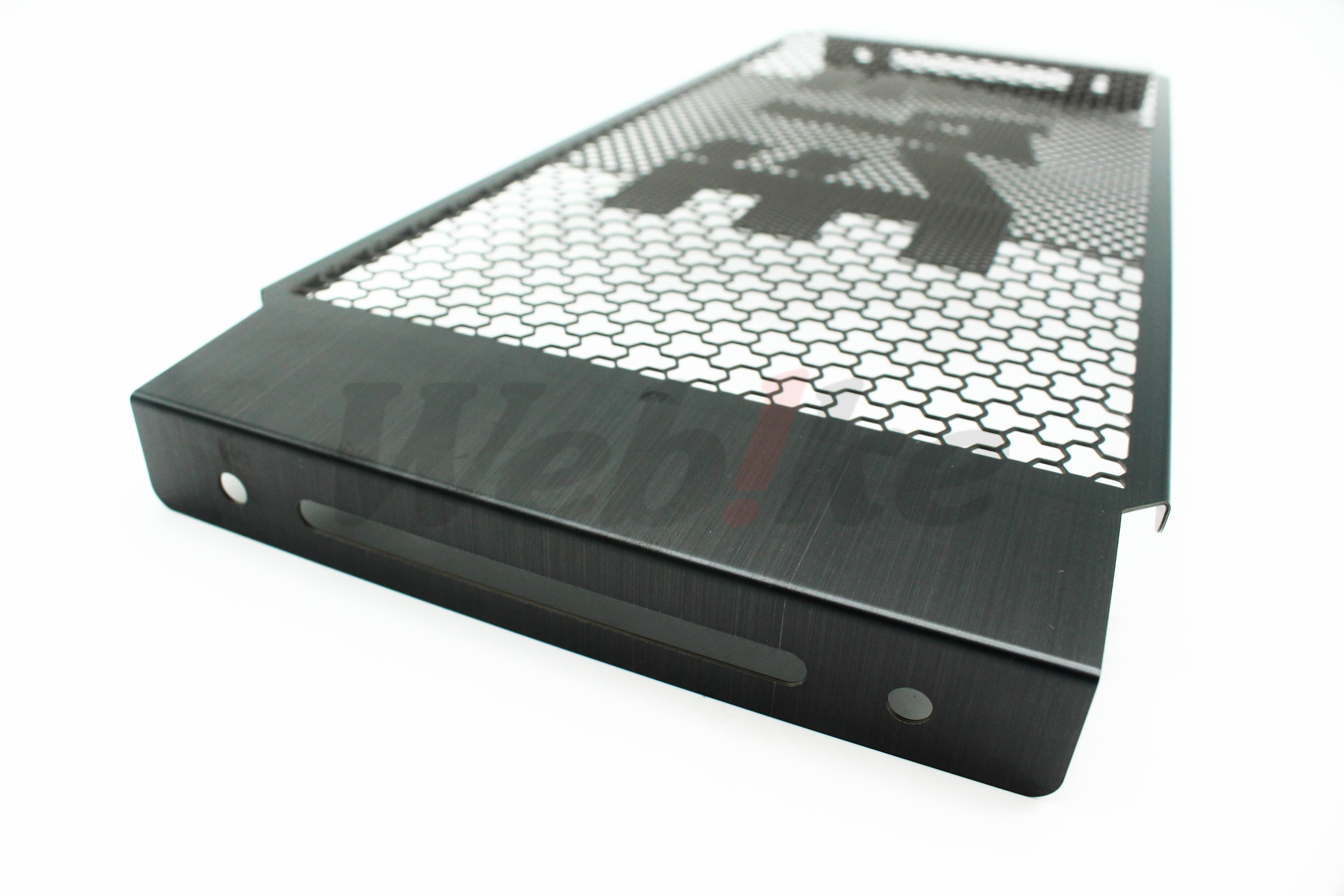 机油冷却器护罩_特写