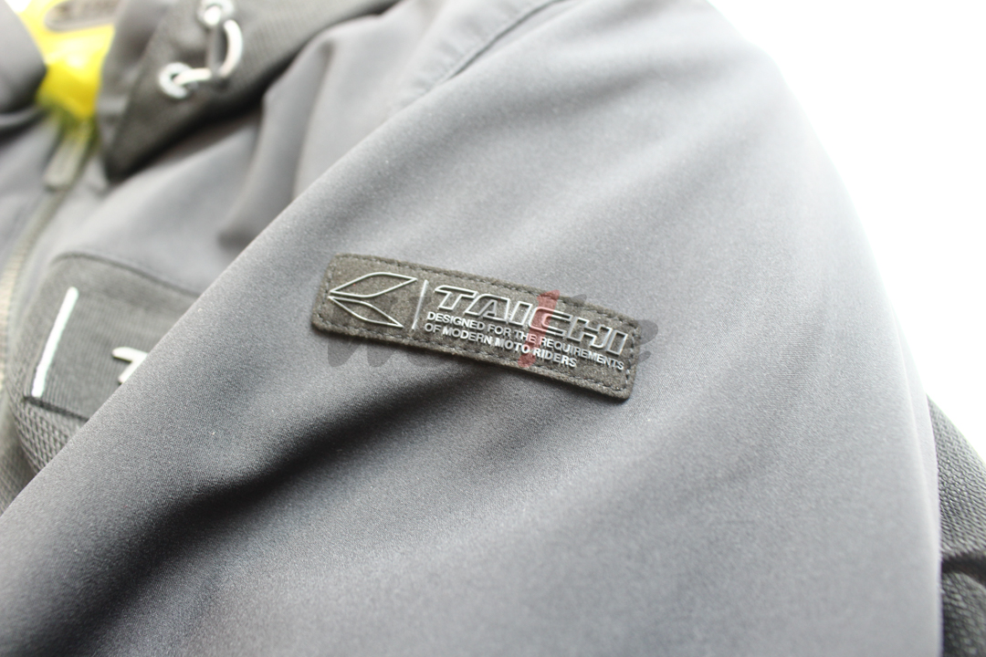 RSJ334 五件式護具 透氣快乾連帽防摔衣 (黑)_特寫