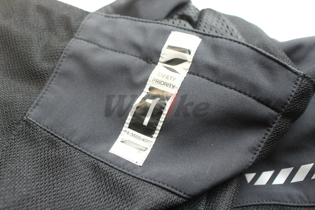 RSJ334 五件式護具 透氣快乾連帽防摔衣 (黑)_顏色