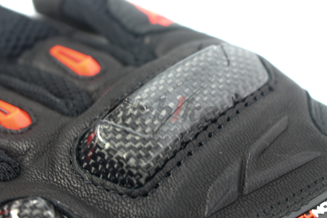 RST442 碳纤维护具 网格透气防摔手套 (黑/蓝)_特点