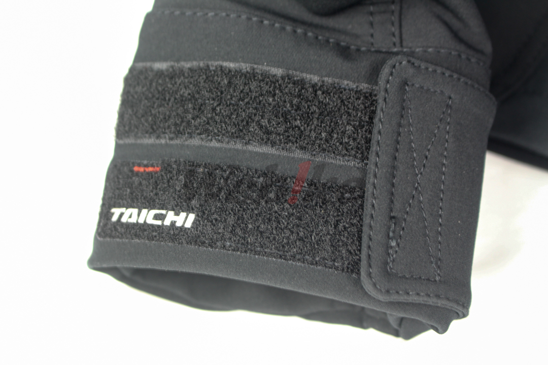 RSJ335 五件式護具 快乾連帽防摔衣 (黑)_特寫