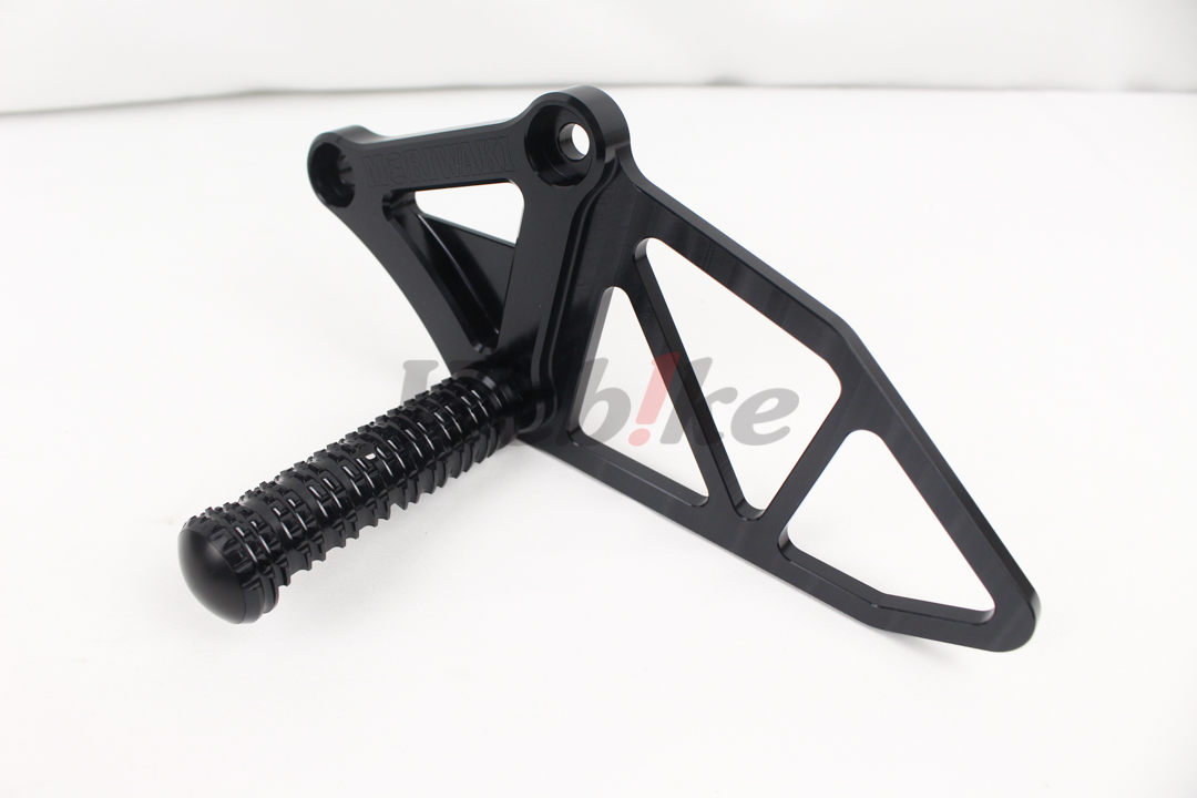 脚踏后移套件_特写