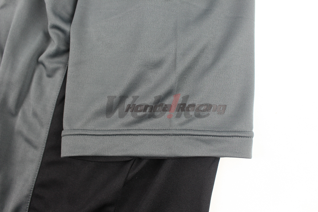 Communication T-Shirt_特寫