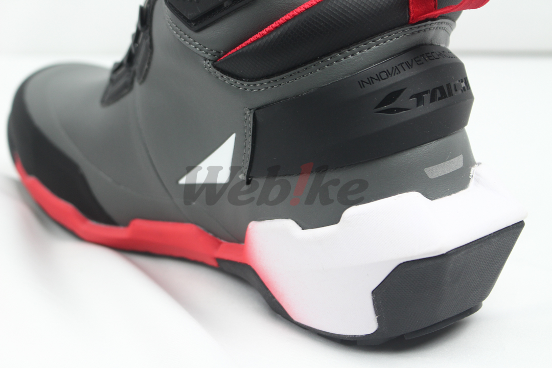 RSS013 防水透气车靴 (火箭灰) DRYMASTER_特写 RSS013 防水透气车靴 (火箭灰) DRYMASTER_特写