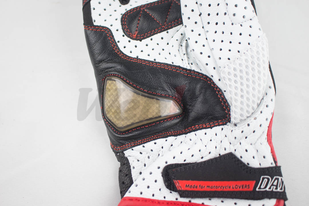 HBG-053 碳纤维护具 SPORTS 网格防摔手套 (黑/白/红)_特写