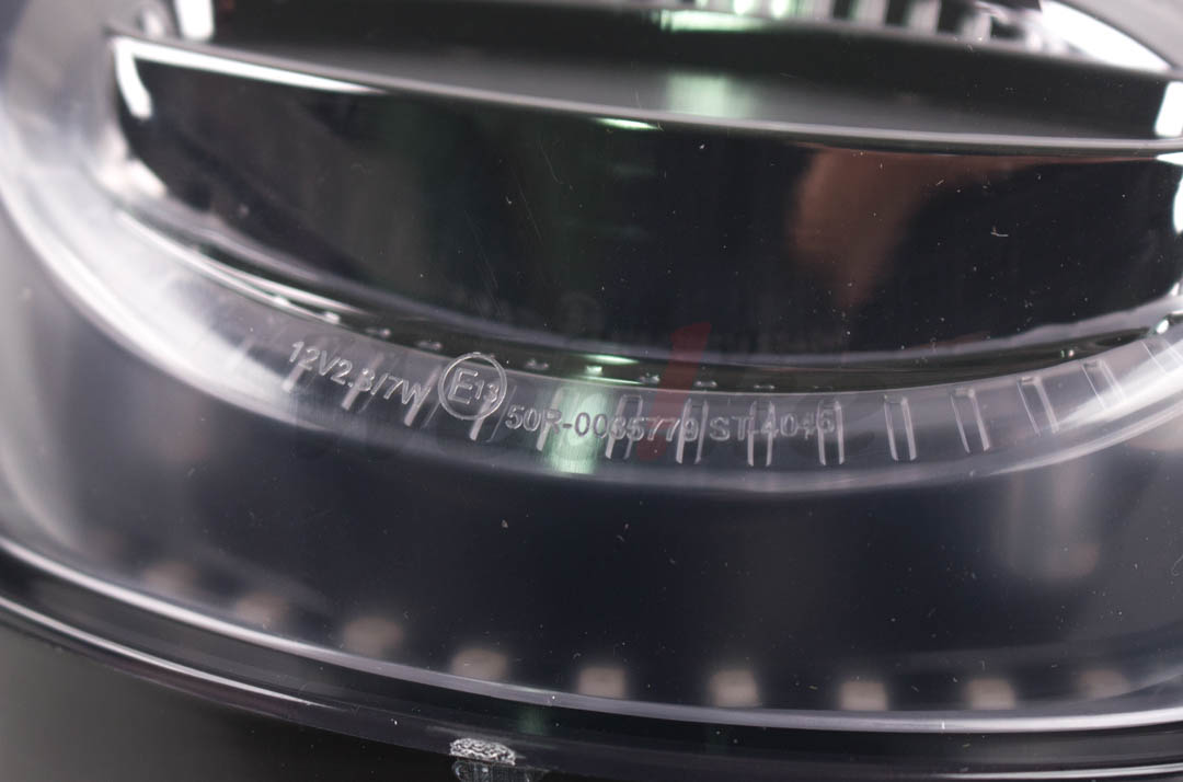 LED 尾灯单元 Z900RS / CAFE (18-)_特写 LED 尾灯单元 Z900RS / CAFE (18-)_特写