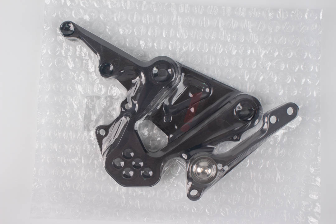 X-TREAD 脚踏后移套件 HAYABUSA 隼 (08-17)_特写