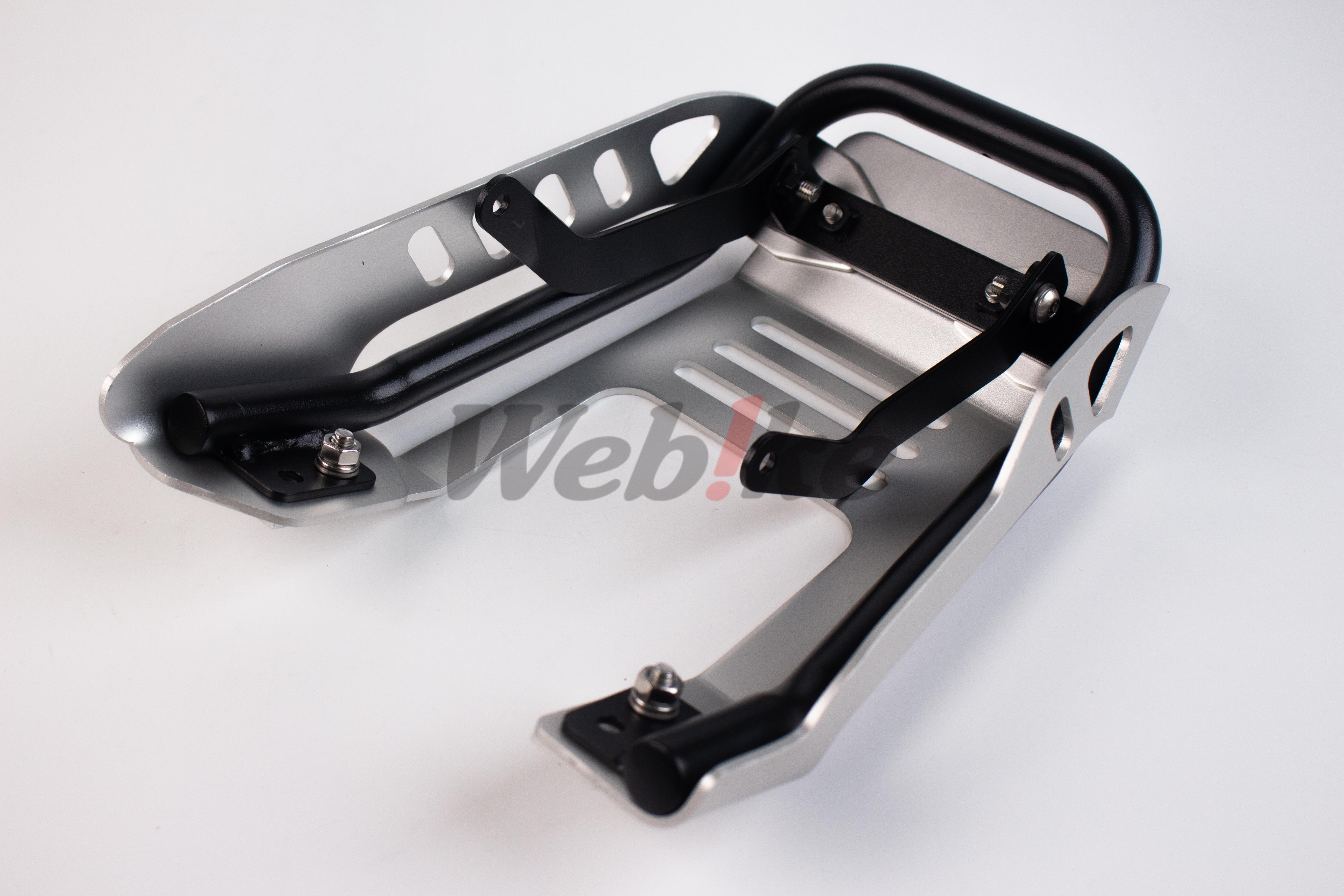 引擎下護板 DAX125 (22-)_特寫