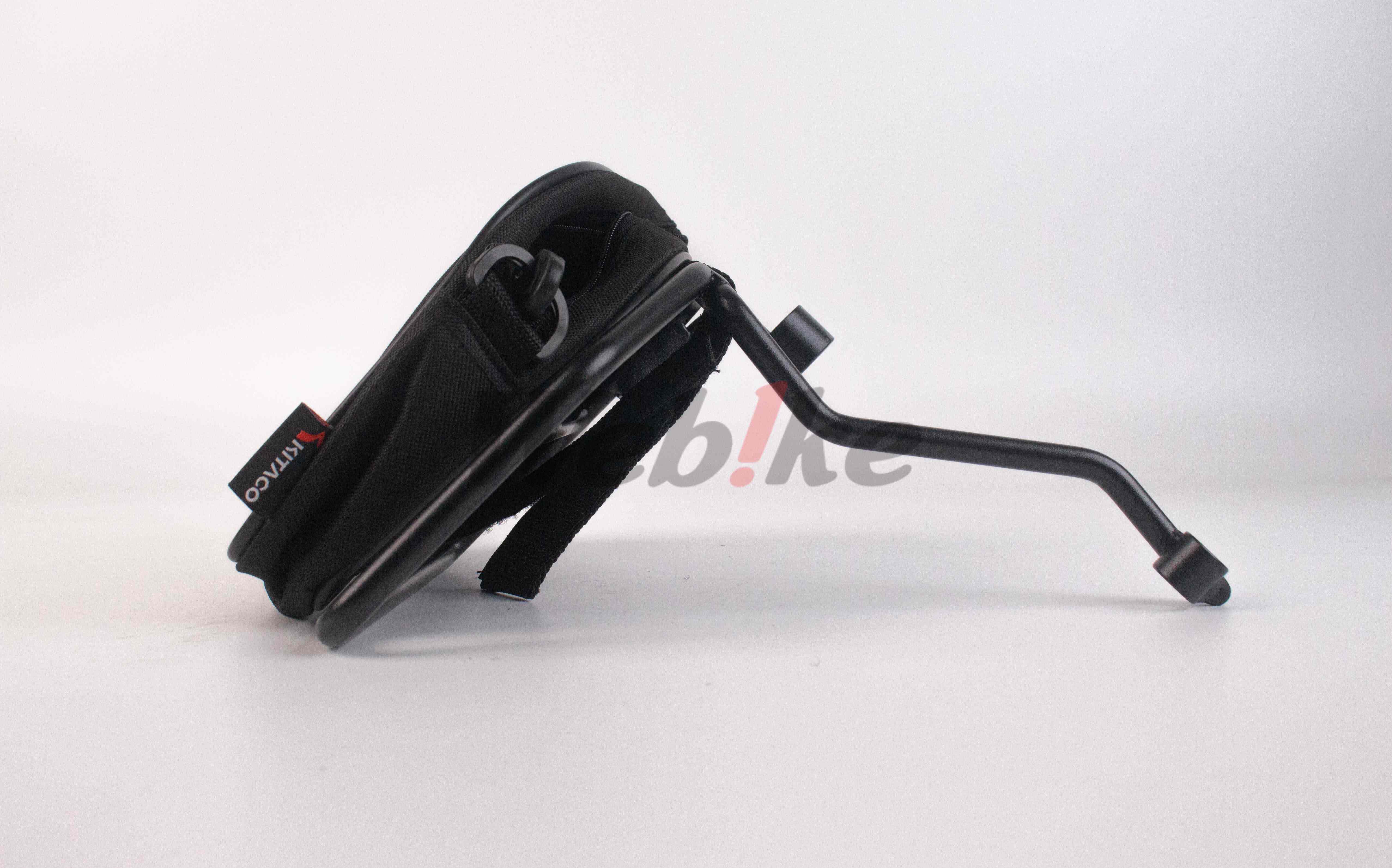 马鞍箱 DAX125 (22-)_特写 马鞍箱 DAX125 (22-)_特写