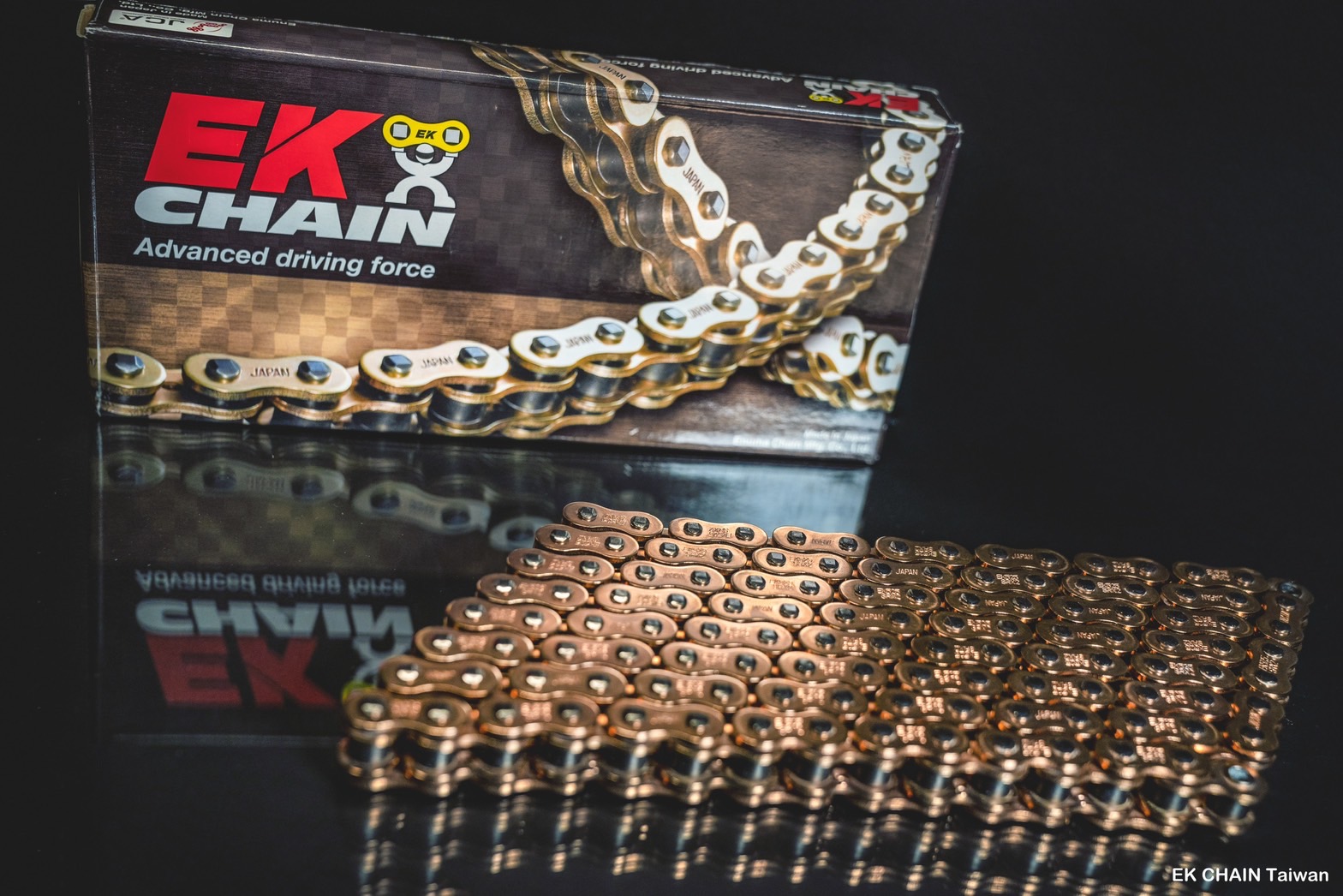 EK CHAIN QX-Ring 黃金油封鏈條520LMX-120L [EK520LMX-120L]