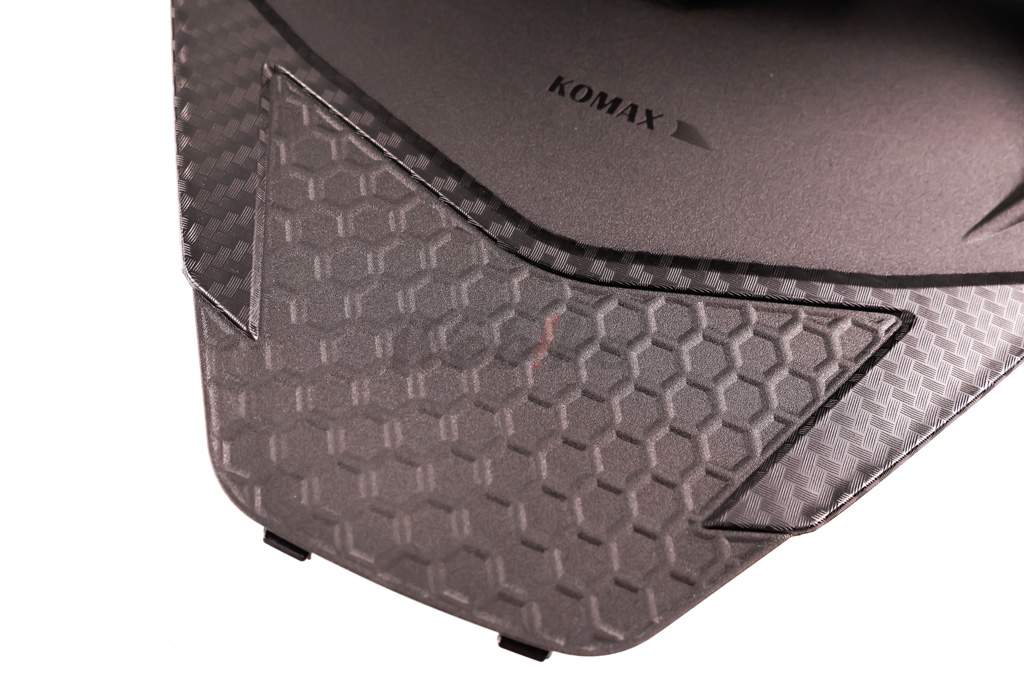 立体散热胸盖 MMBCU_特写 立体散热胸盖 MMBCU_特写