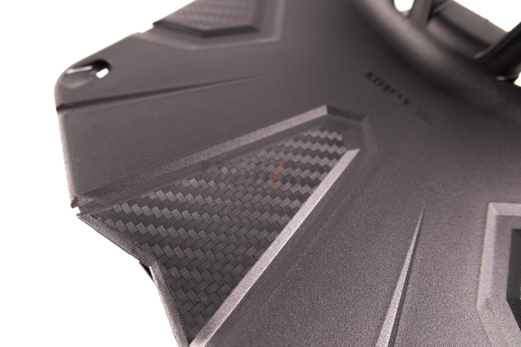 立体散热胸盖 JET SR / SL / SL+_特写 立体散热胸盖 JET SR / SL / SL+_特写