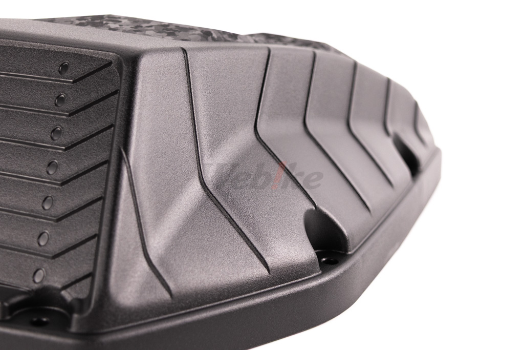 空滤外盖 DRG 1.0/2.0、MMBCU_特写 空滤外盖 DRG 1.0/2.0、MMBCU_特写