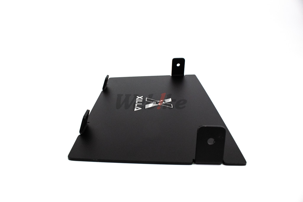 鋁合金車廂分隔擋板 JET SL+_特寫 鋁合金車廂分隔擋板 JET SL+_特寫