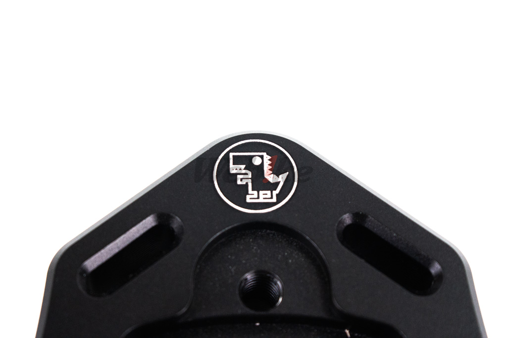 Aluminum Side Stand Pad CYGNUS X MK5/CYGNUS GRYPHUS 6/6.5_特寫 Aluminum Side Stand Pad CYGNUS X MK5/CYGNUS GRYPHUS 6/6.5_特寫