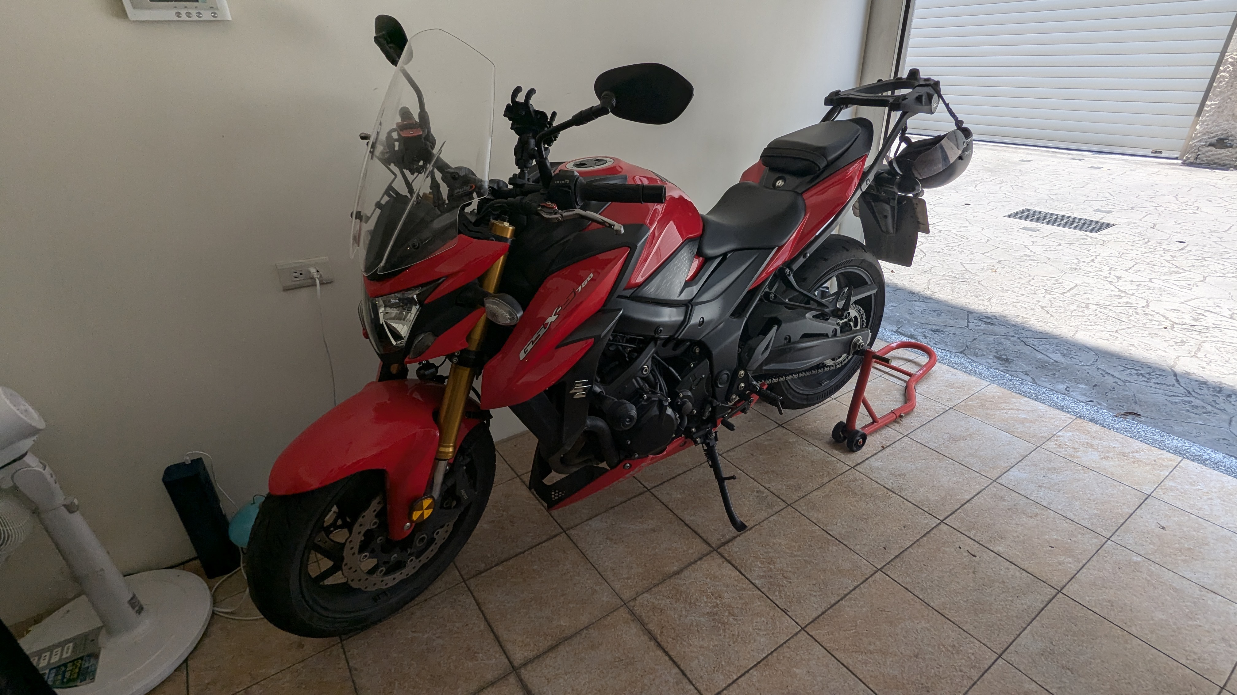 SUZUKI GSX-S 750 - 中古/二手車出售中 GSX S750 2017 紅色 | 個人自售