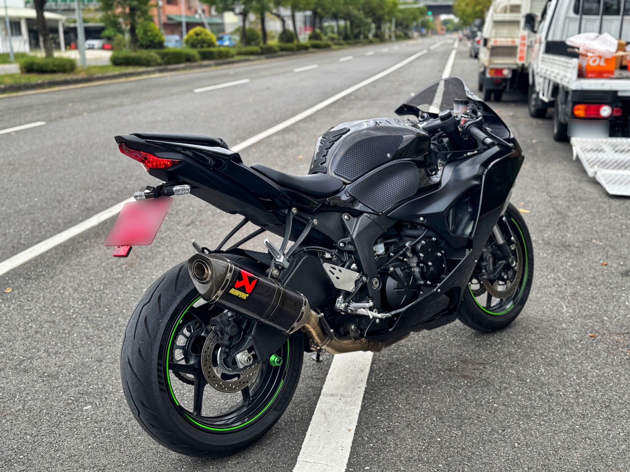 KAWASAKI NINJA ZX-6R - 中古/二手車出售中 2024年 KAWASAKI ZX-6R/0元交車/分期貸款/車換車/線上賞車/到府交車 | 翊帆國際重車