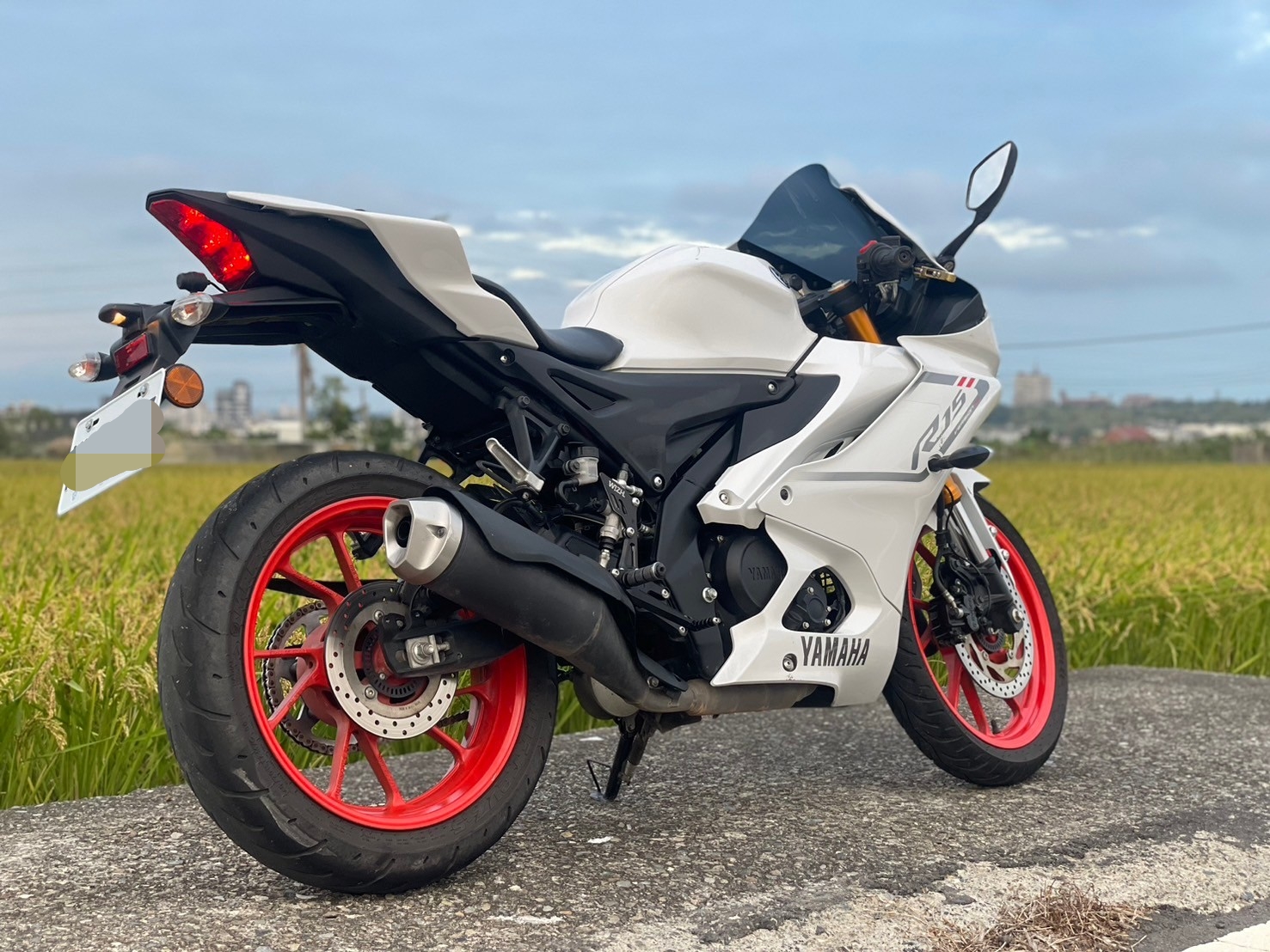 YAMAHA YZF-R15 - 中古/二手車出售中 R15V4白色 有原廠快排 | 武士重機-阿良