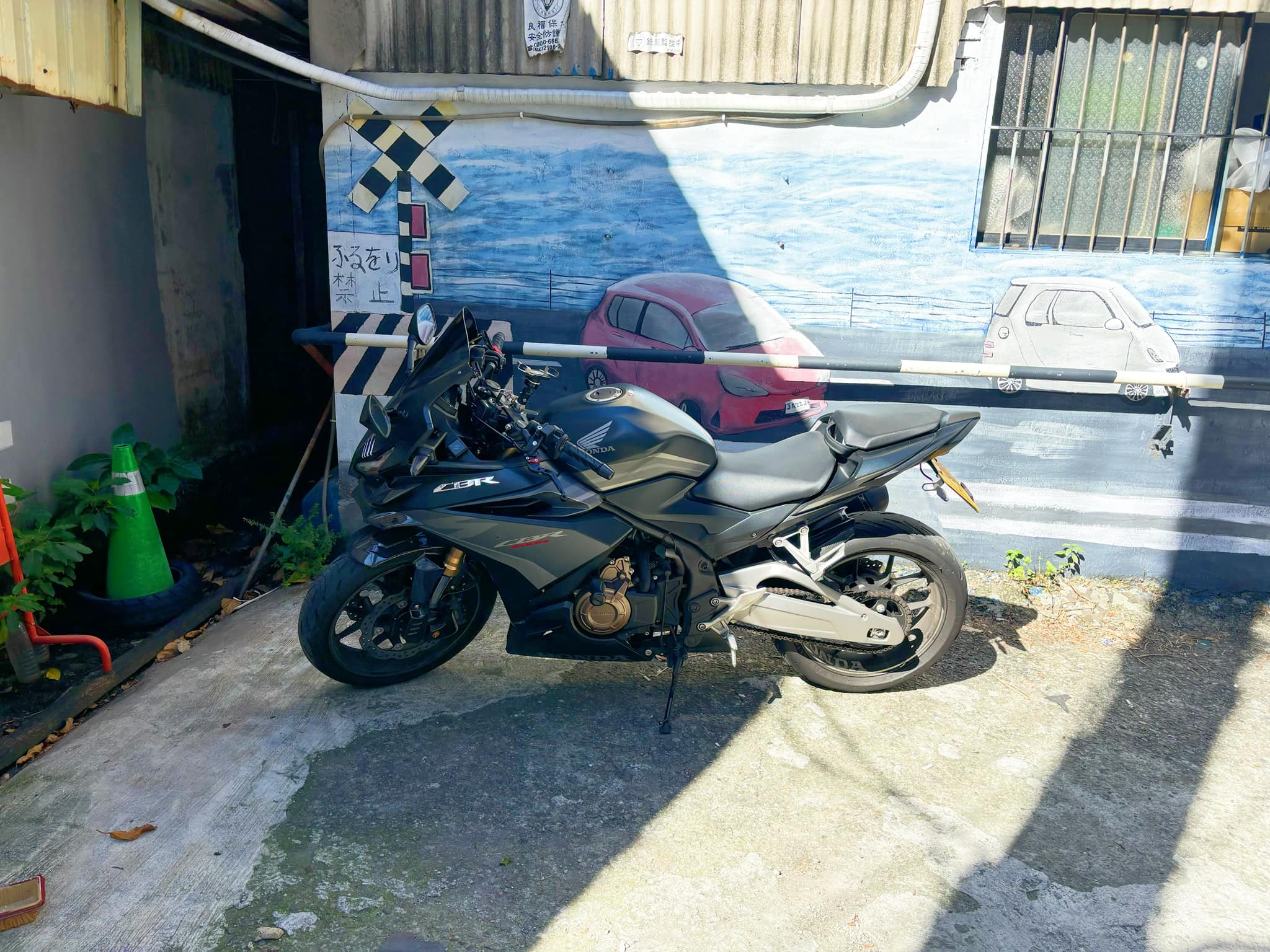 HONDA CBR500R - 中古/二手車出售中 HONDA CBR500R 倒叉 雙碟版 台本車 | 個人自售