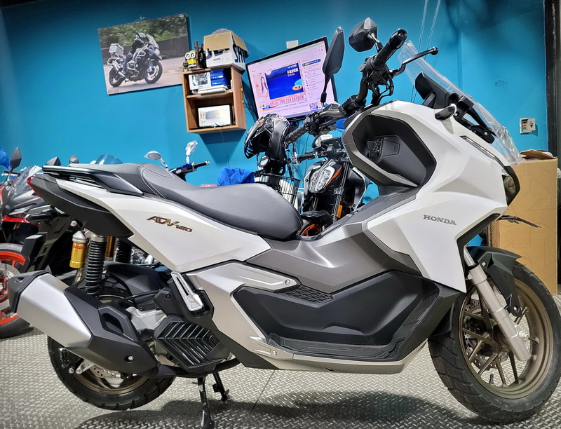 HONDA ADV160 ABS新車出售中 【勝大重機】2023 HONDA ADV160 ABS 全新車售價$16.8萬 | 勝大重機