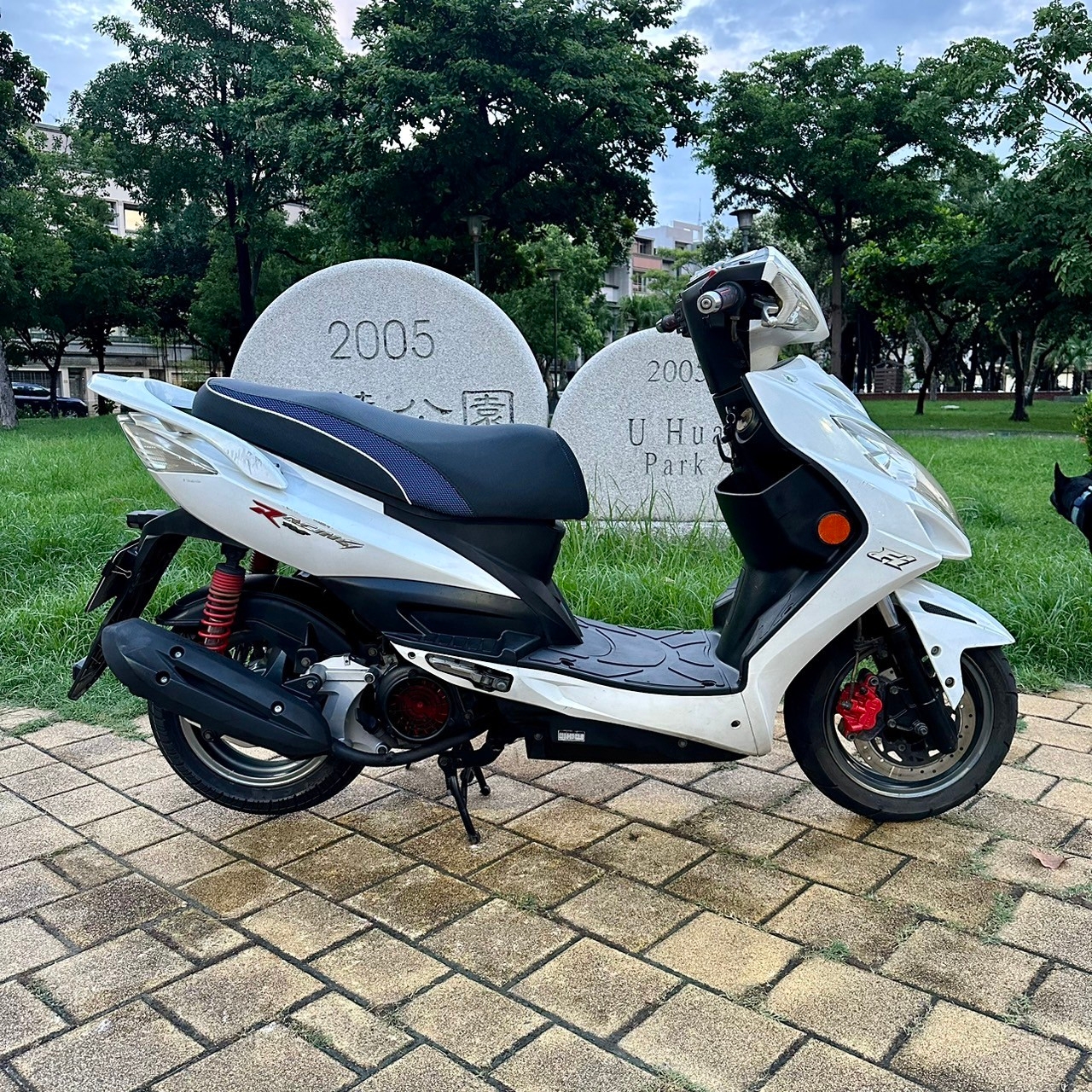 光陽 RACING 125 FI - 中古/二手車出售中 2012 光陽 雷霆125 #820 | 貳輪嶼中古機車專賣-台南店