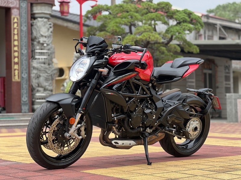 【YSP 建興車業】MVAGUSTA  BRUTALE  rosso  - 「Webike-摩托車市」