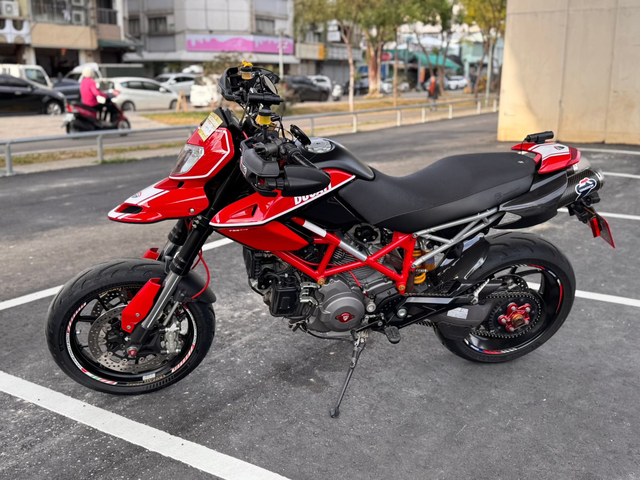 DUCATI HYPERMOTARD796 - 中古/二手車出售中 2012年 DUCATI Hypermotard 796/0元交車/分期貸款/車換車/線上賞車/到府交車 | 翊帆國際重車