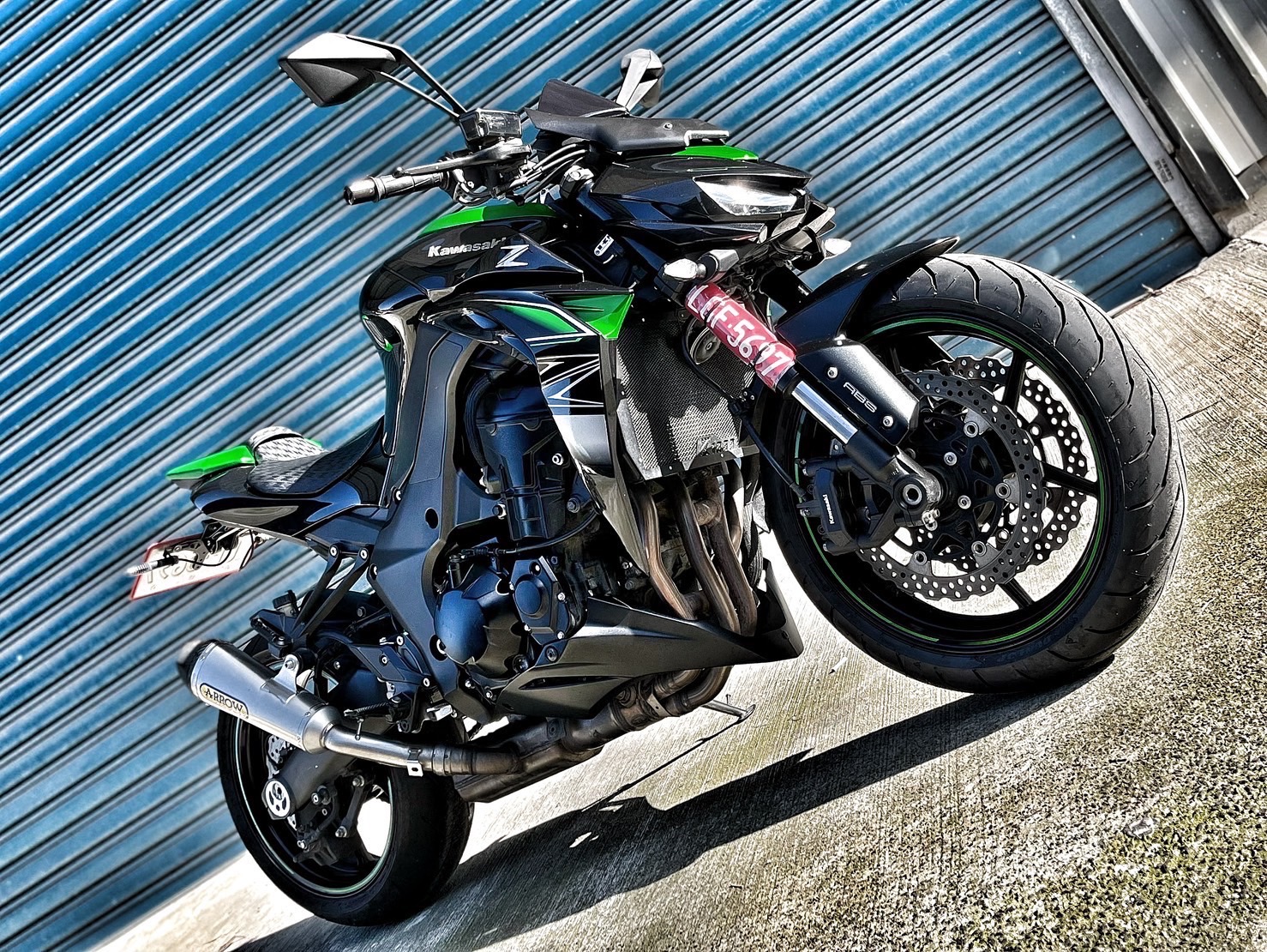 【小資族二手重機買賣】KAWASAKI Z1000 - 「Webike-摩托車市」 Arrow雙出排氣管 一手車里程保證 無摔車無事故 小資族二手重機買賣