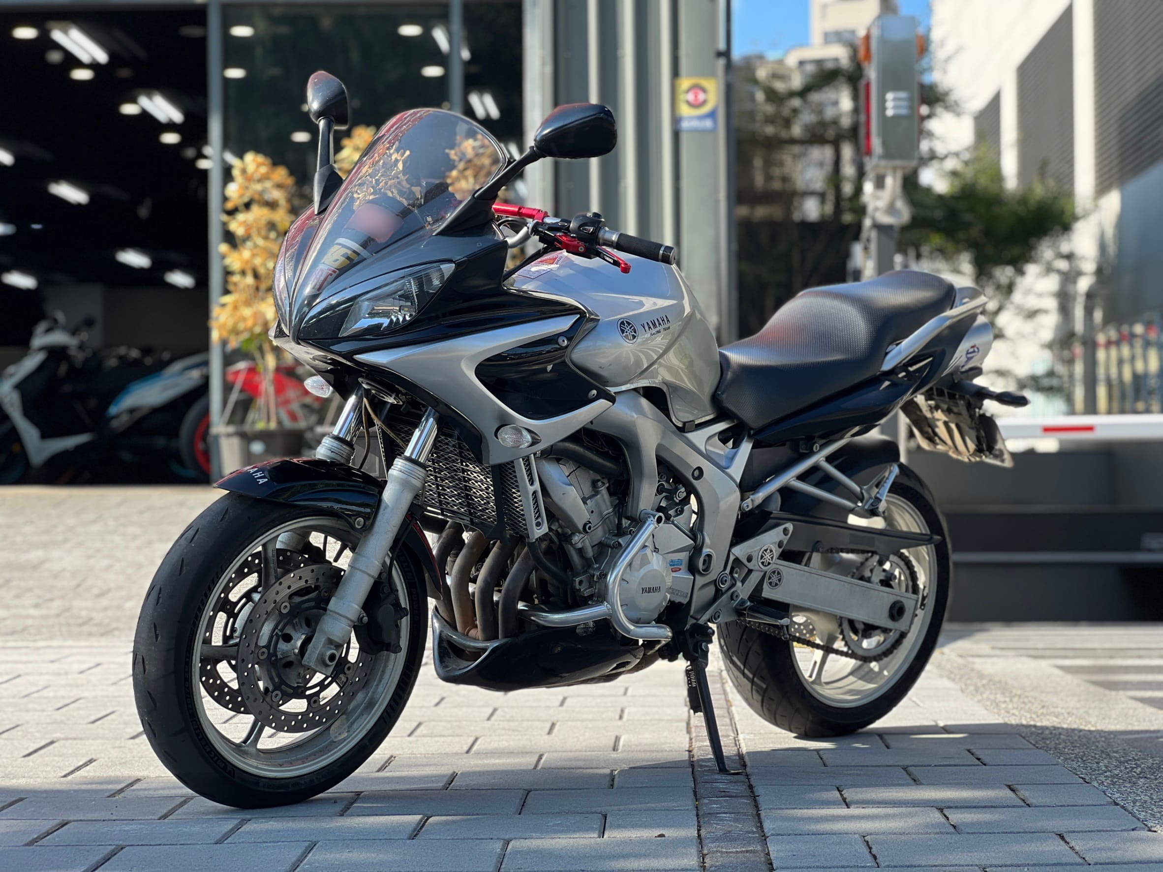 YAMAHA FZ6 - 中古/二手車出售中 2004年 YAMAHA FZ6/0元交車/分期貸款/車換車/線上賞車/到府交車 | 翊帆國際重車