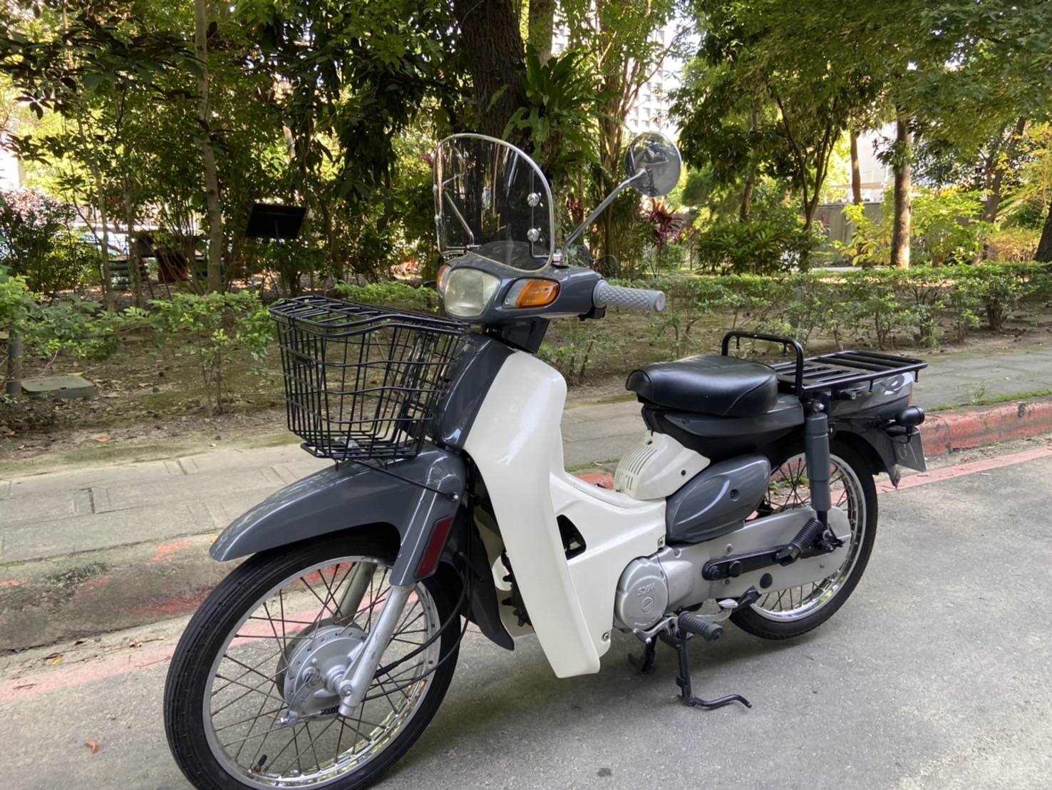 【立帆國際重機代銷中心】三陽 WOWOW 100 - 「Webike-摩托車市」 復古文青風.檔位清晰.車漂亮.好騎可長途可代步