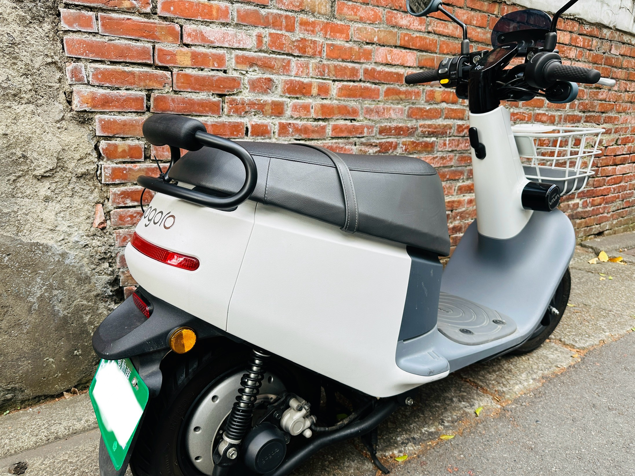 Gogoro viva - 中古/二手車出售中 睿能 Gogoro VIVA 2020 綠牌 50cc 綠牌 電動車 超新 才騎2千多 | 輪泰車業