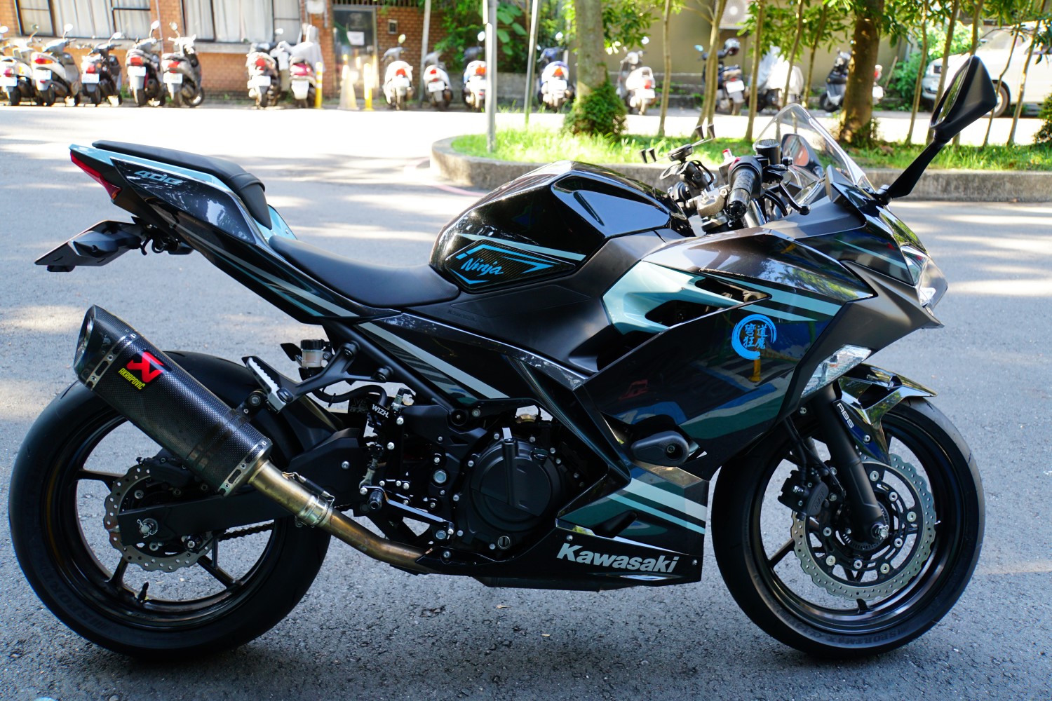 【個人自售】KAWASAKI NINJA400 - 「Webike-摩托車市」 KAWASAKI Ninja400 忍400  重機入門最佳選擇 超棒懸吊買到賺到