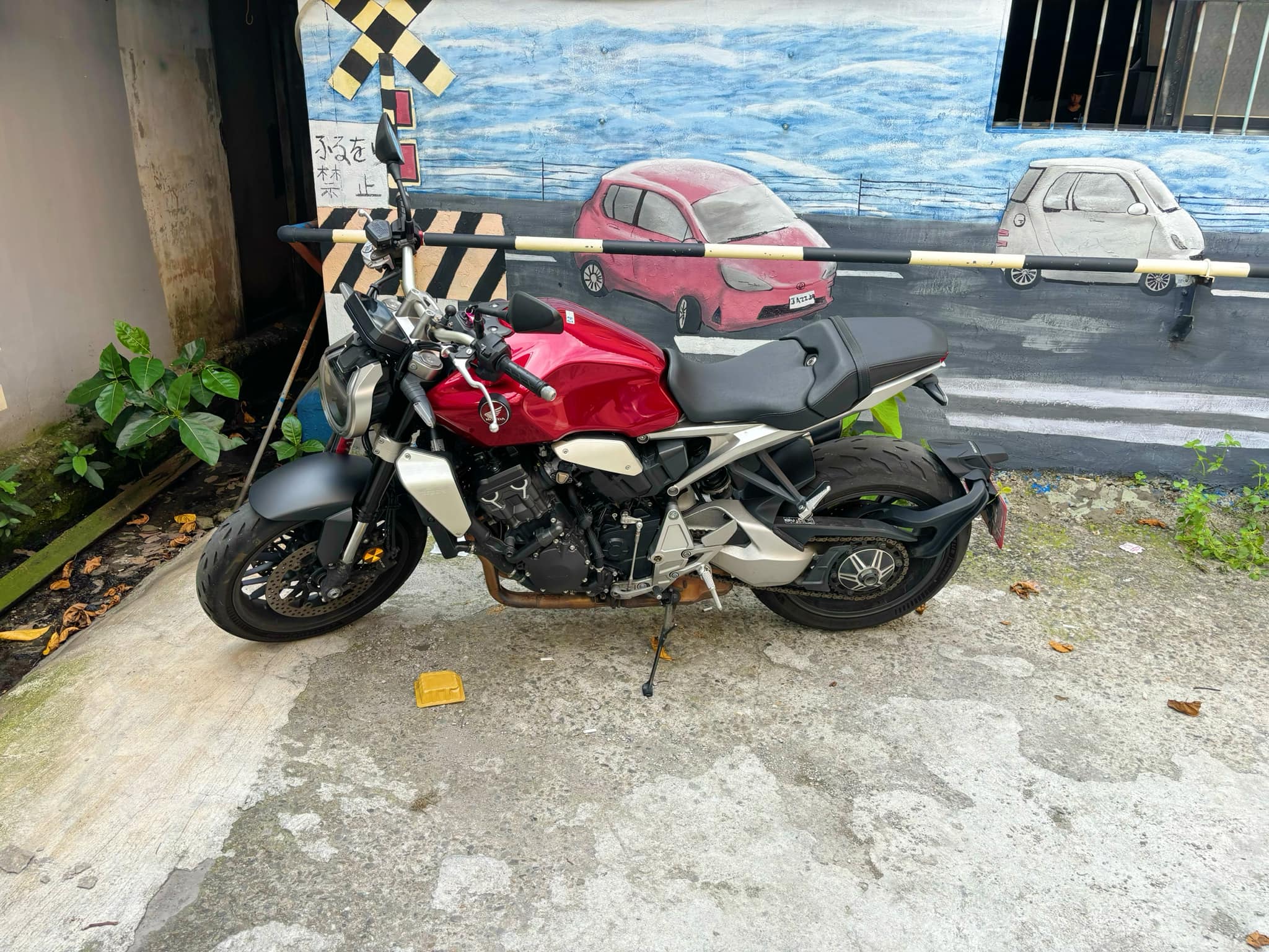 HONDA CB1000R - 中古/二手車出售中 HONDA CB1000R 台本車 | 個人自售