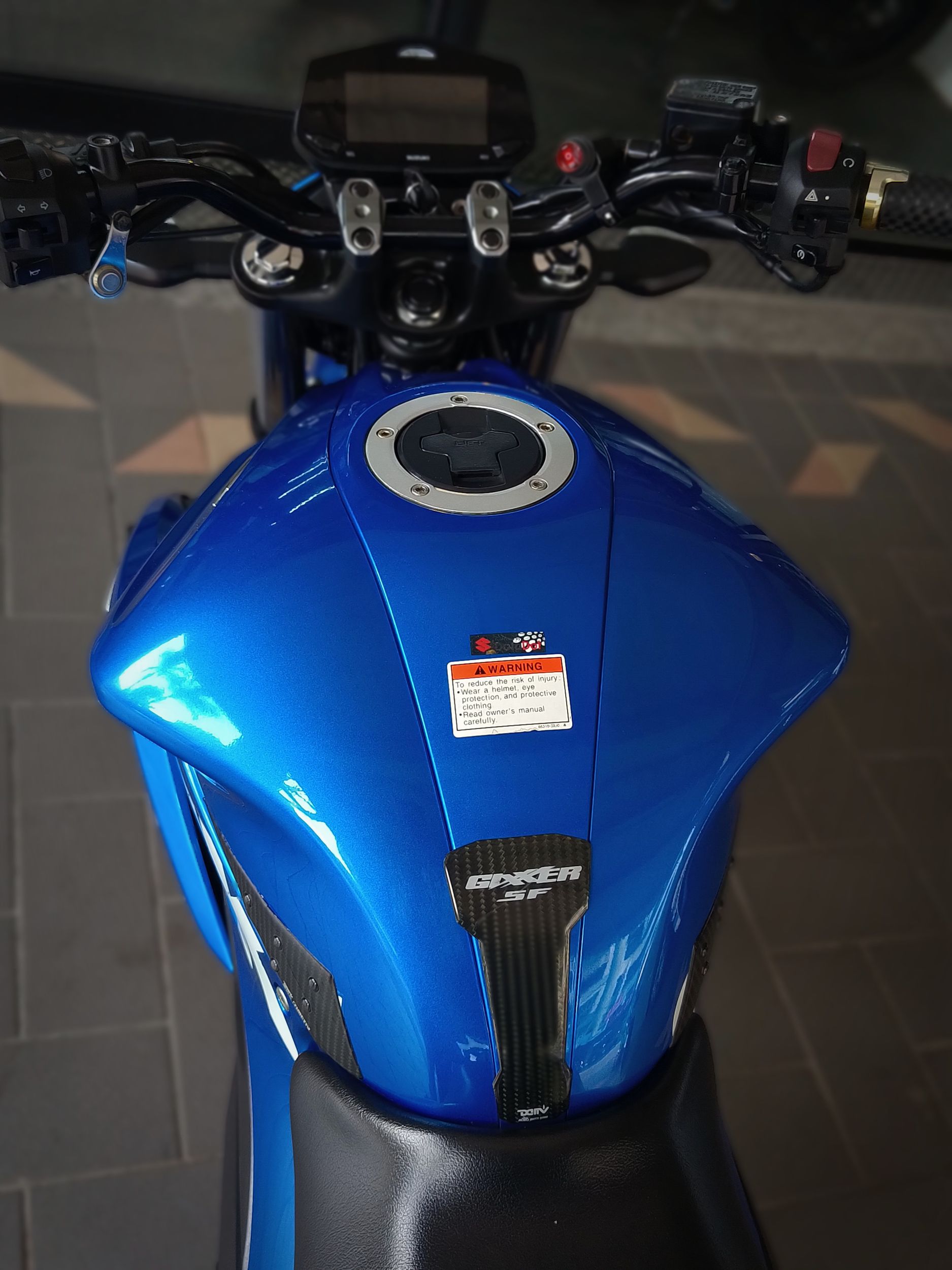 SUZUKI GIXXER 250 - 中古/二手車出售中 GIXXER250 ABS 總代理，全車原漆漂亮，只跑10735km | 成蘆進口摩托車