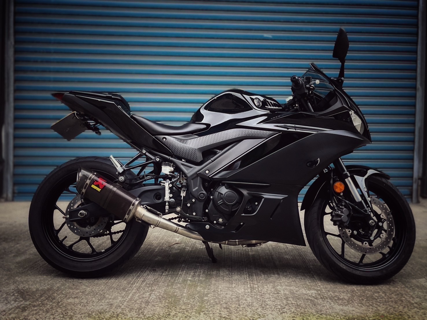 YAMAHA YZF-R3 - 中古/二手車出售中 R3 碳蠍管 行車記錄器 眾多改裝 小資族二手重機買賣 | 小資族二手重機買賣