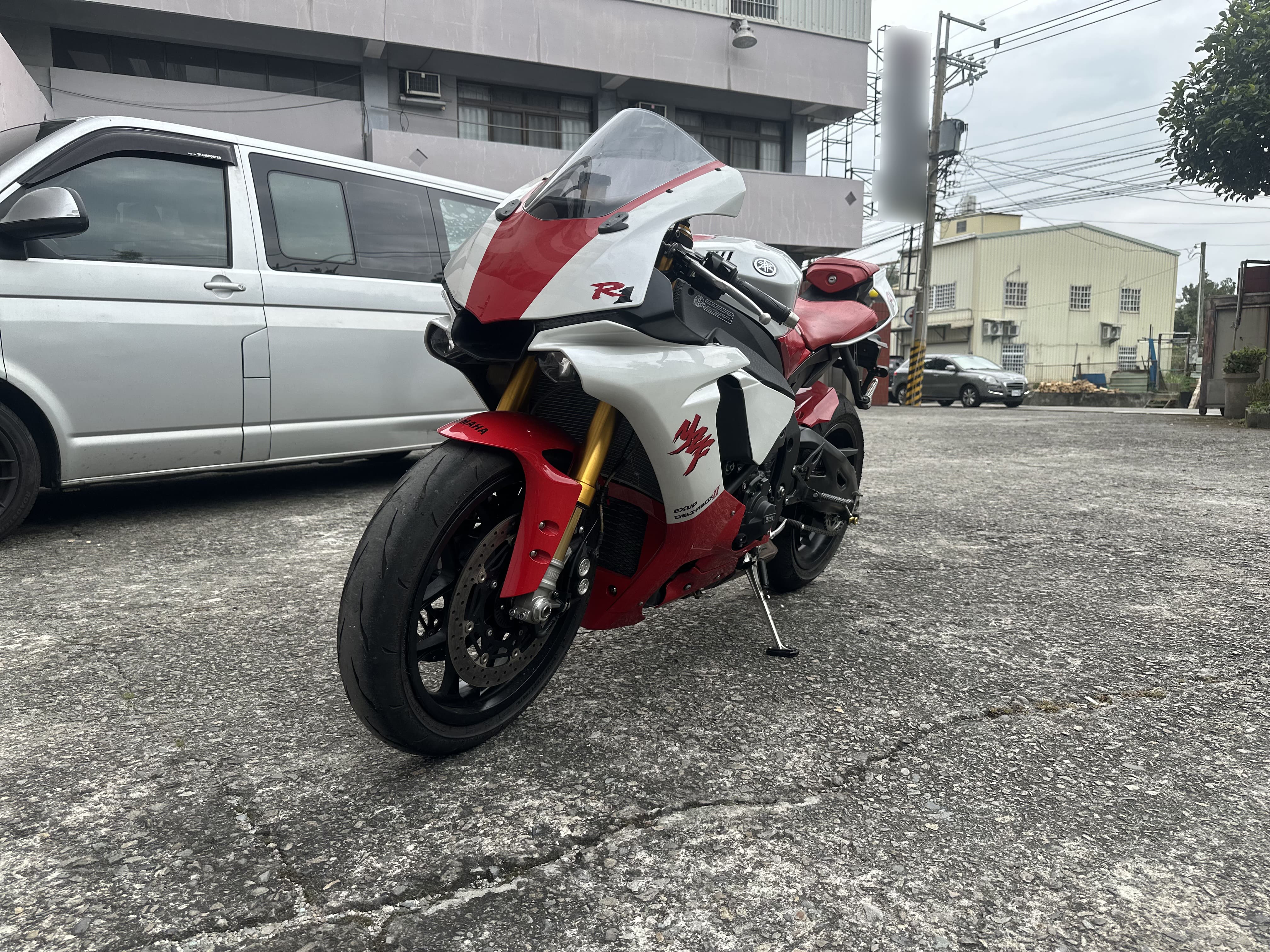 YAMAHA YZF-R1 - 中古/二手車出售中 2017年 YAMAHA YZF-R1 /0元交車/分期貸款/車換車/線上賞車/到府交車 | 翊帆國際重車