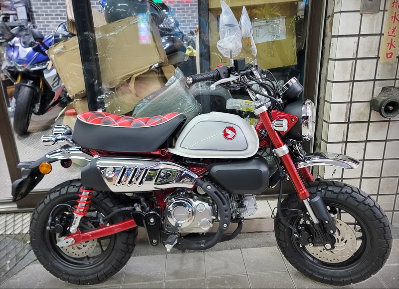 HONDA Monkey 125新車出售中 【勝大重機】2023 HONDA MONKEY 125 標準版 五檔 菱格紋 全新車售價$17.8萬 | 勝大重機