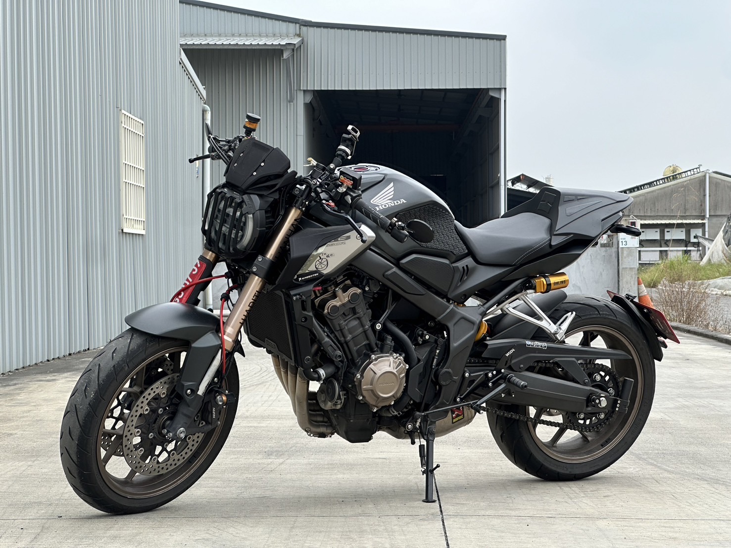 【YSP 建興車業】HONDA CB650R - 「Webike-摩托車市」 CB650R (鈦蠍 前安後歐 全馬快牌）