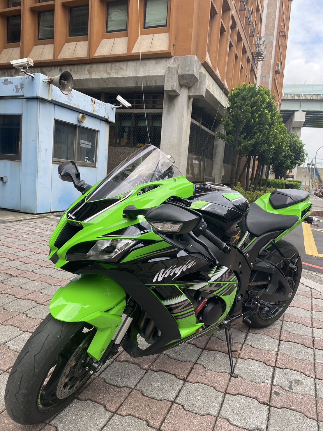 【小木炭想賣車】KAWASAKI NINJA ZX-10R - 「Webike-摩托車市」 200匹馬力川崎王者 2020 Kawasaki ZX10R