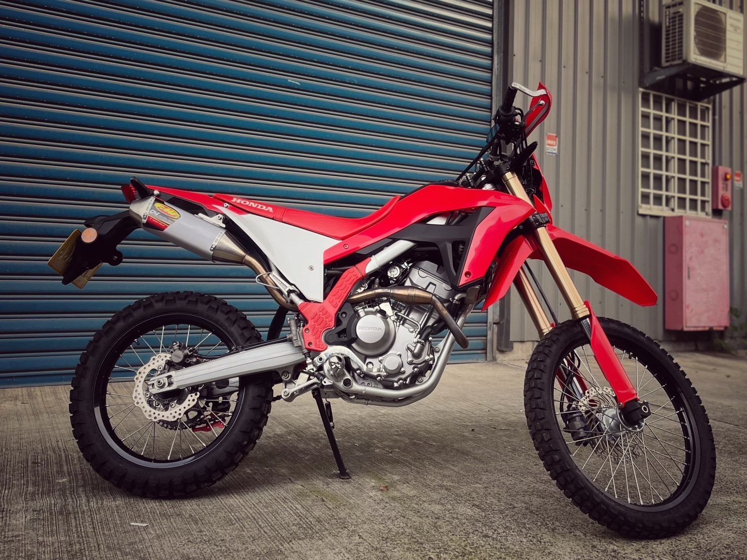 HONDA CRF300L - 中古/二手車出售中 CRF300L 台本車 FMF排氣管 Andreani前叉 眾多改裝 小資族二手重機買賣 | 小資族二手重機買賣