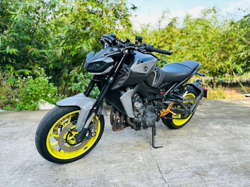 YAMAHA MT-09 - 中古/二手車出售中 Yamaha MT-09 多樣改裝 可協助貸款 | 摩托販