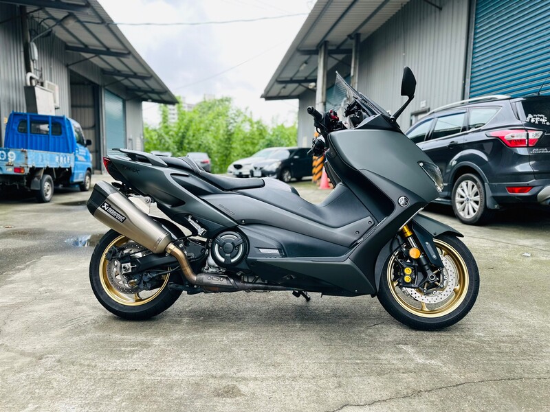 YAMAHA TMAX560 - 中古/二手車出售中 Yamaha T-max 560 Tech Max 公司車 全段雙出鈦蠍管 | 摩托販