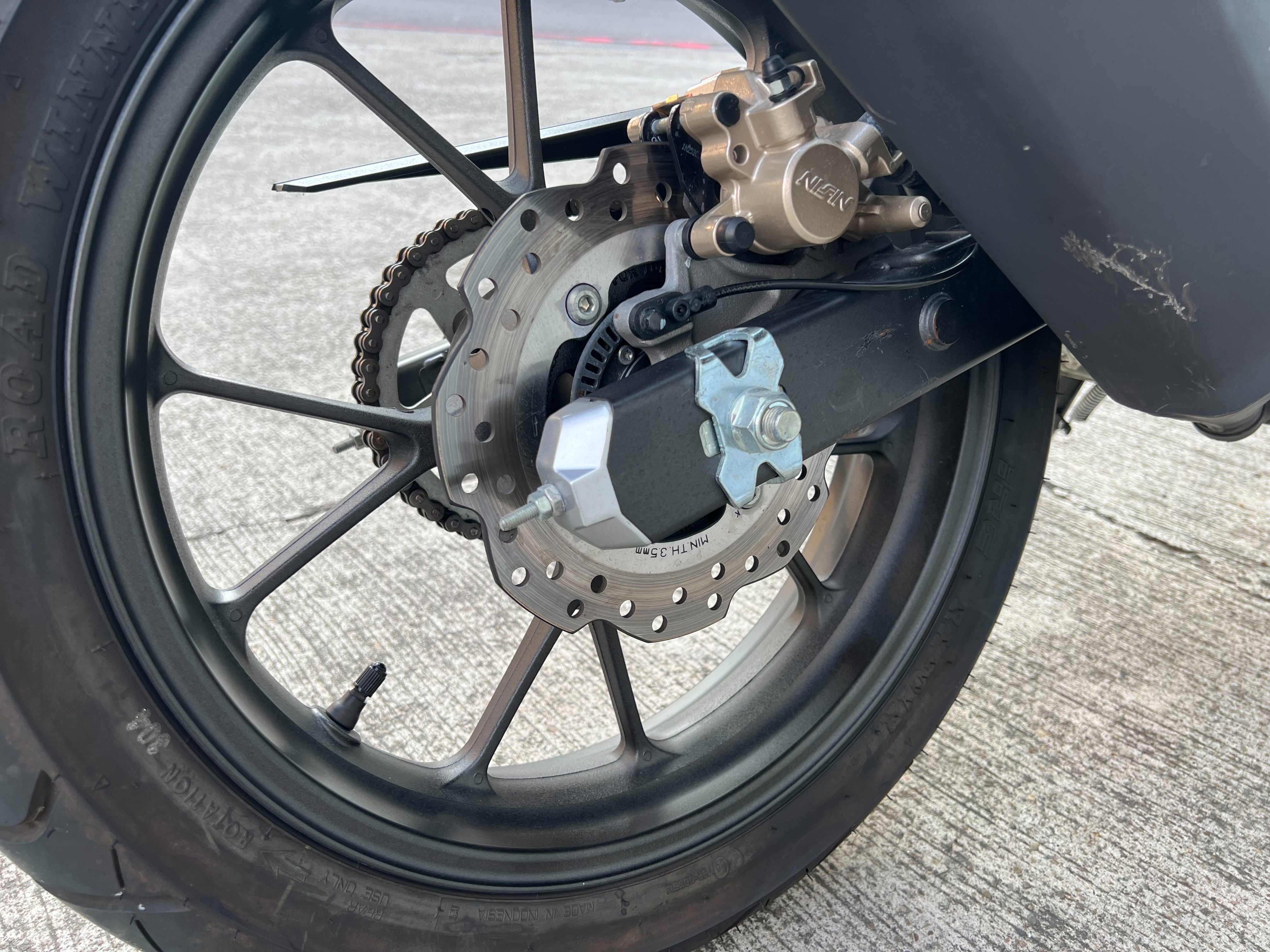 HONDA CBR150R - 中古/二手車出售中 2021年 CBR150R ABS 一手 黑色系 無摔 無事故 僅跑559公里 阿宏大型重機買賣 | 阿宏大型重機買賣