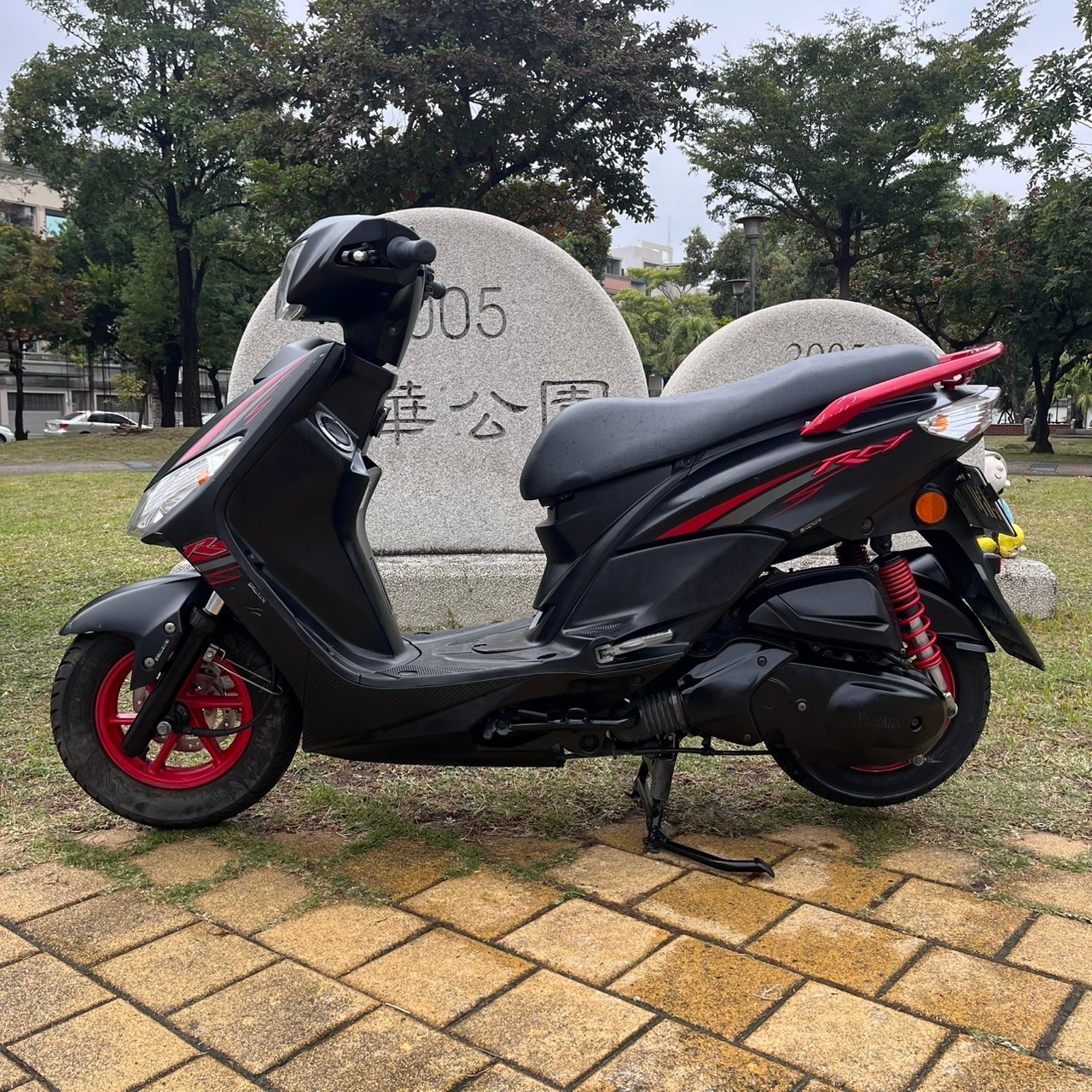 山葉 RAY - 中古/二手車出售中 2017 山葉 RAY 125 #1585 | 貳輪嶼中古機車專賣-台南店