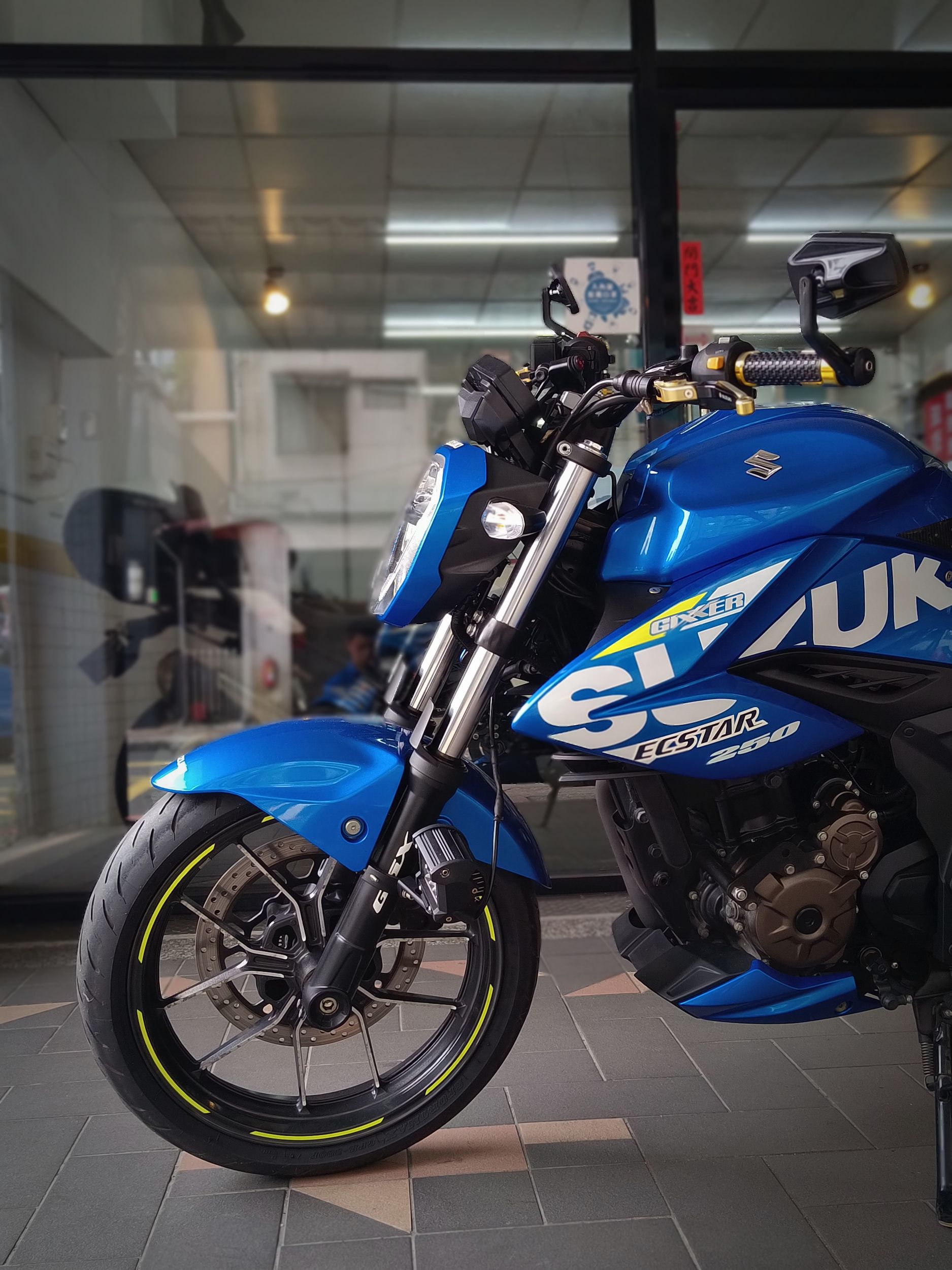 SUZUKI GIXXER 250 - 中古/二手車出售中 GIXXER250 ABS 總代理，全車原漆漂亮，只跑10740km | 成蘆進口摩托車