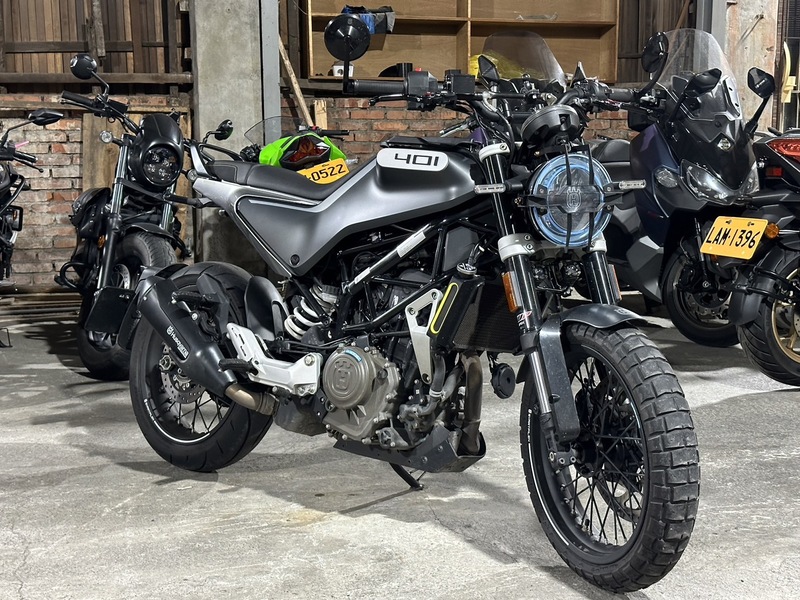 【YSP 建興車業】HUSQVARNA VITPILEN 401 - 「Webike-摩托車市」 黑箭401（安東車）